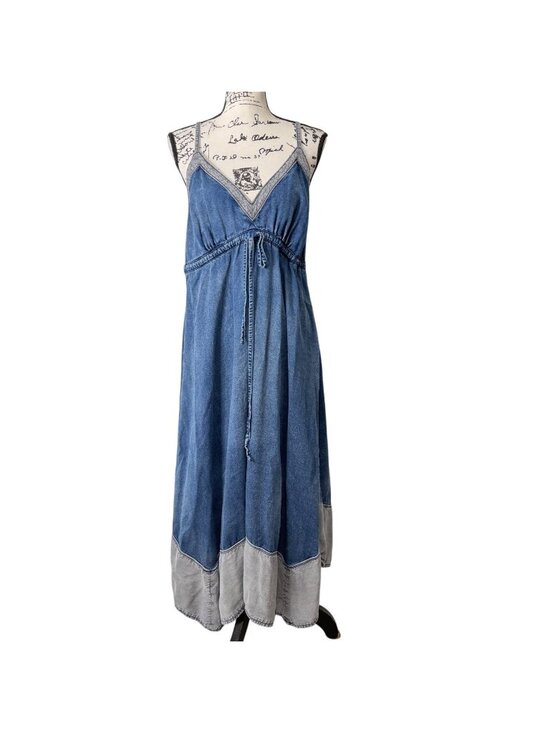 Pilcro Dresses & Skirts - Anthropologie Pilcro Womens Size L Chambray Halter Midi Dress Blue Sleeveless
